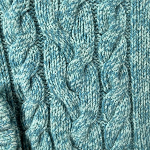 Express Sweater Womens L Turtleneck Cable Knit Wool Cashmere Blend Skiing Winter - Picture 3 of 9